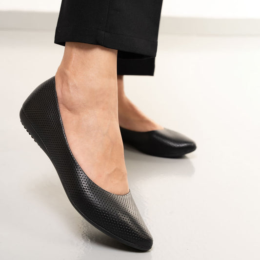 Women's Pointed Toe Flats Bottero Black