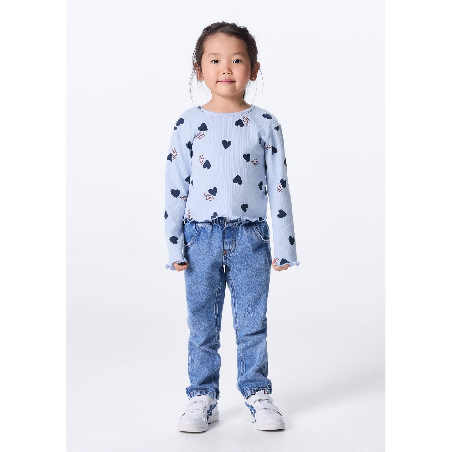 Pantaloni di jeans con sacchetto di carta per bambine