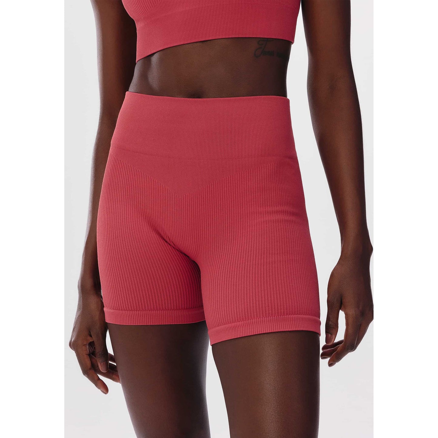 Shorts de motociclista esportivo sem costura para homens