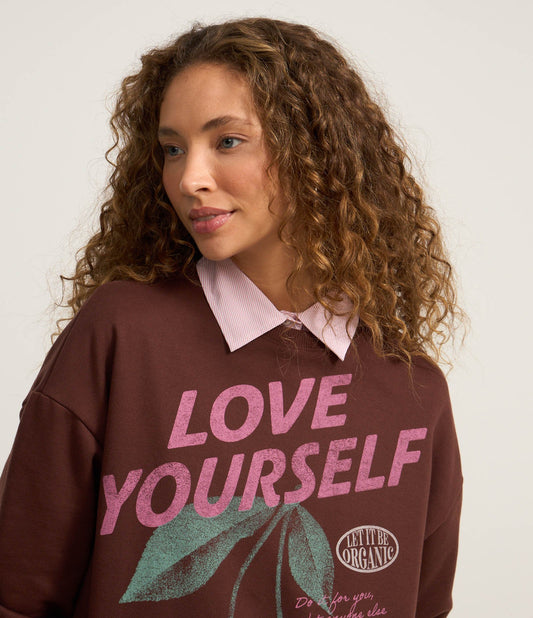 Felpa oversize con fodera in pile e stampa di ciliegie marroni