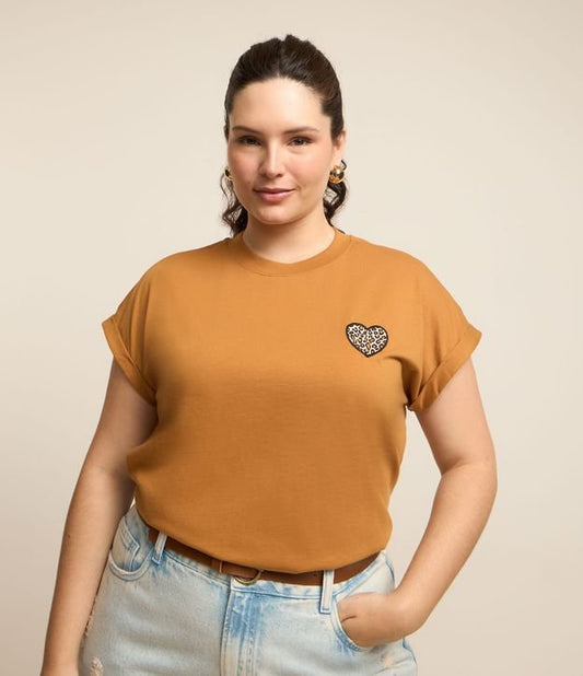 Camicetta marrone Curve & Plus Size con ricamo a cuore leopardo
