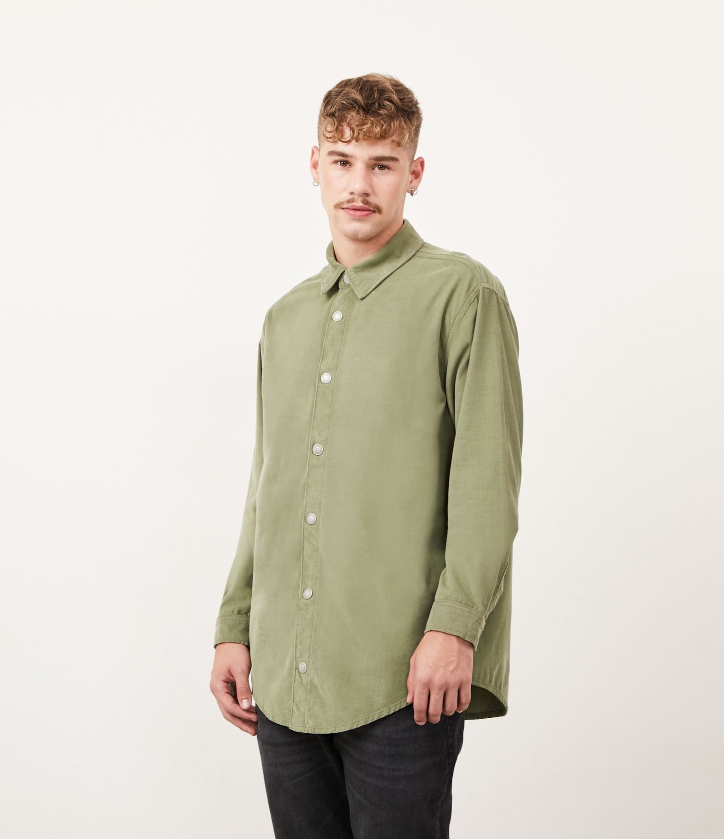 Camicia a maniche lunghe in velluto verde