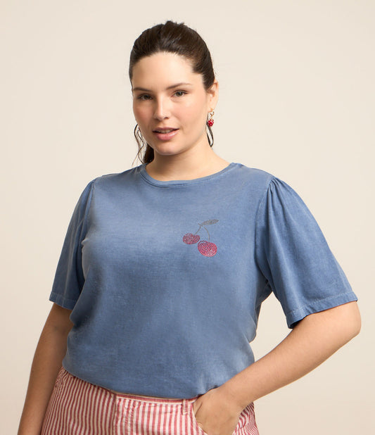 Camicetta in cotone con disegno di ciliegie con strass, taglie forti e curvy, blu lavato
