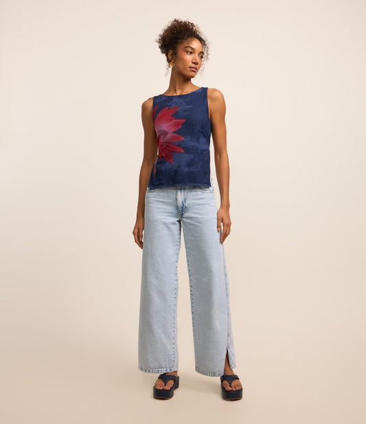 Jeans Wide Leg Marbled com fenda lateral em azul