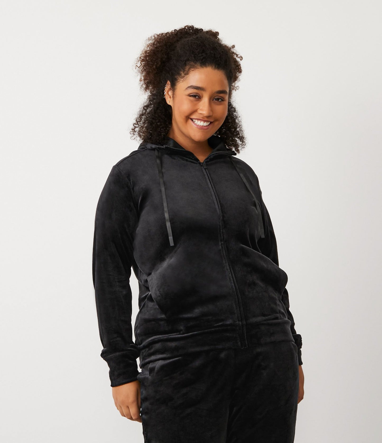 Giacca con cappuccio in felpa Curve e taglie forti - Nero