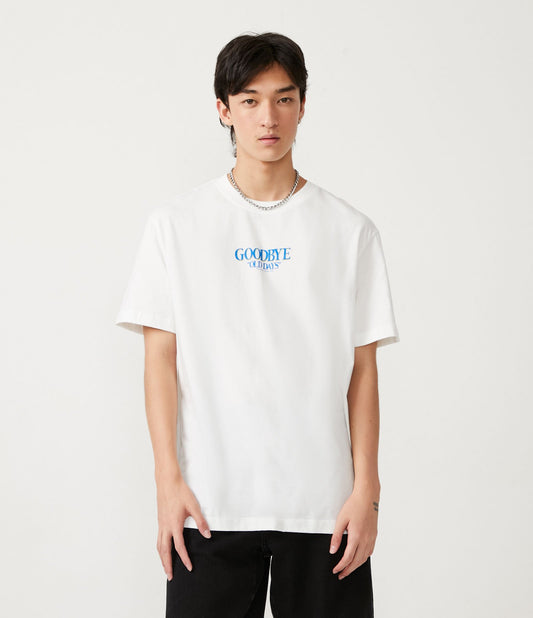 Camiseta Easy em malha macia com estampa de caveiras Goodbye da Branca de Neve