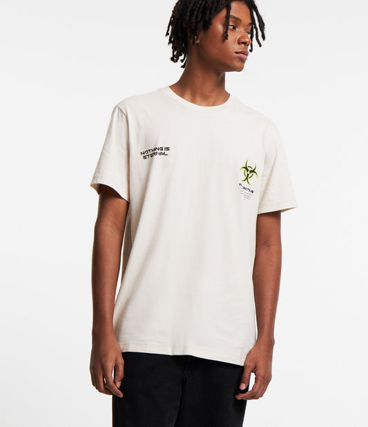 Camiseta Comfort em malha off-white com estampa radioativa
