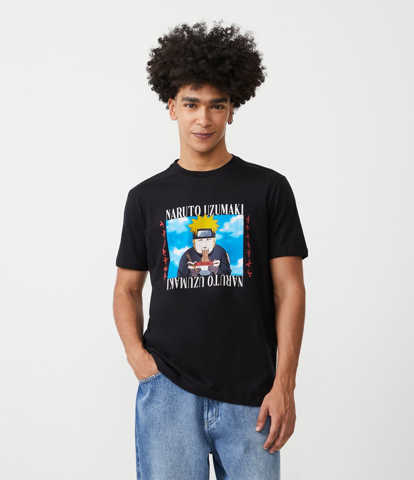 Camiseta Regular Fit de algodão com estampa Hungry Naruto em preto