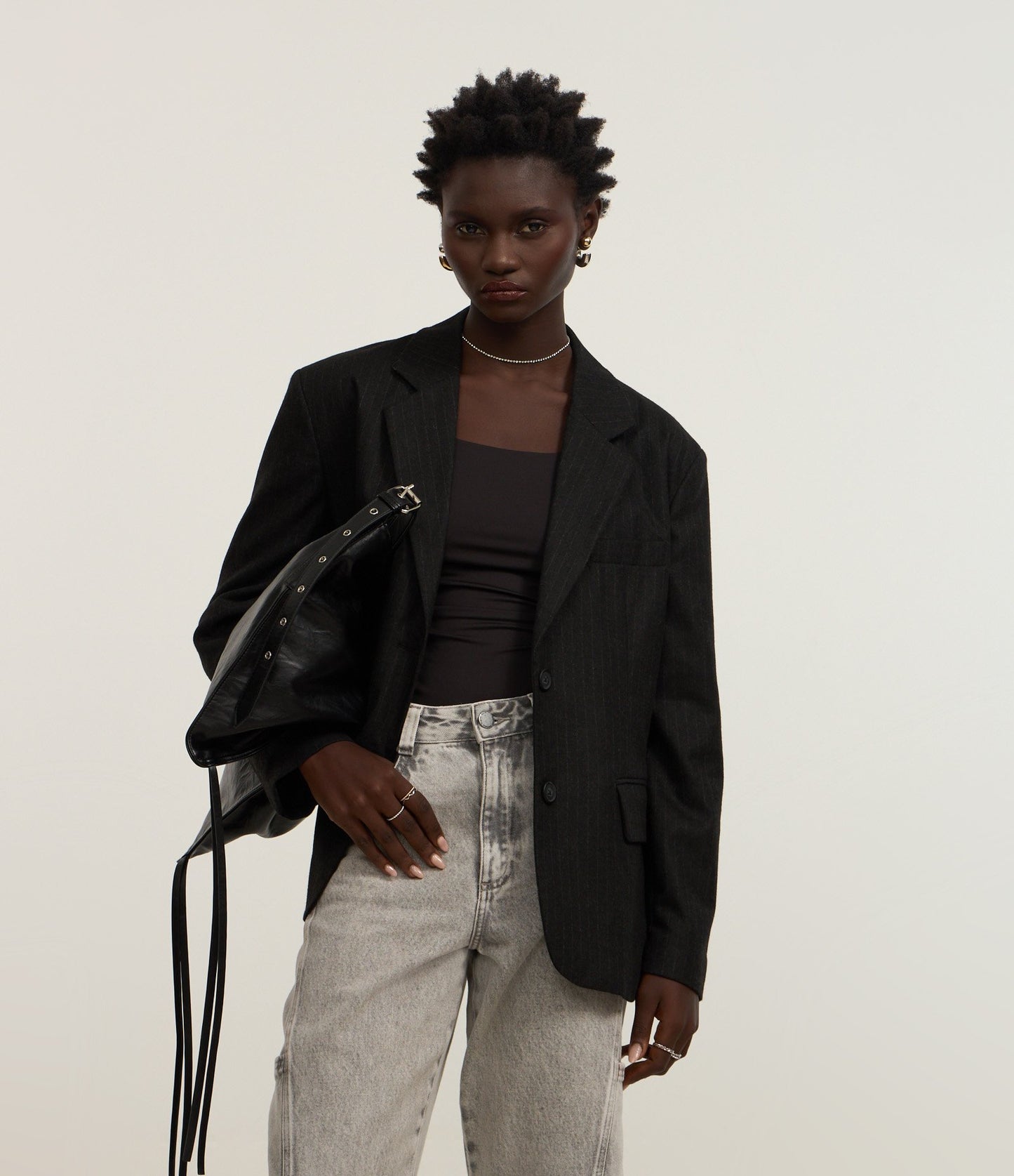 Blazer Preto Risca de Giz Sob Medida Oversized