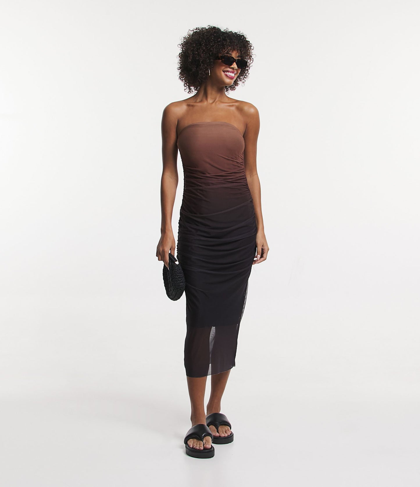 Vestito midi in tulle marrone sfumato senza spalline