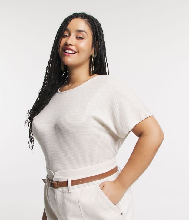 Blusa de manga curta off white em malha macia, Curve e Plus Size