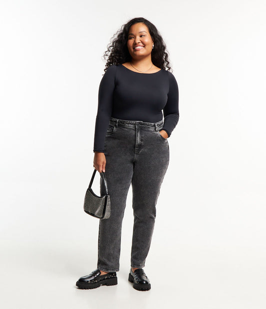 Jeans Mom com efeito marmorizado e alongamento, Curve e Plus Size, preto acinzentado