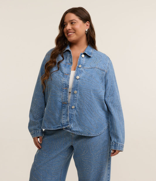 Giacca overhirt in denim con toppa in ferro, Curve e taglie forti, blu