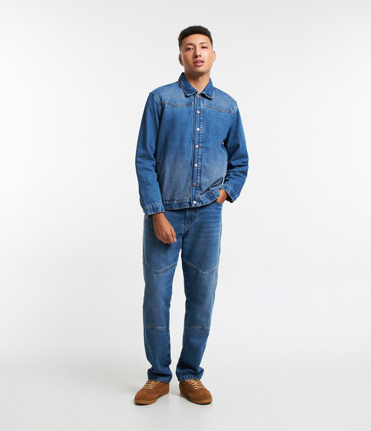 Jeans dritti e larghi con dettagli al ginocchio in blu
