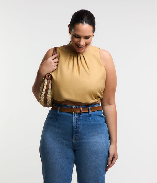 Blusa com manga balão amarela e recortada - Curve & Plus Size