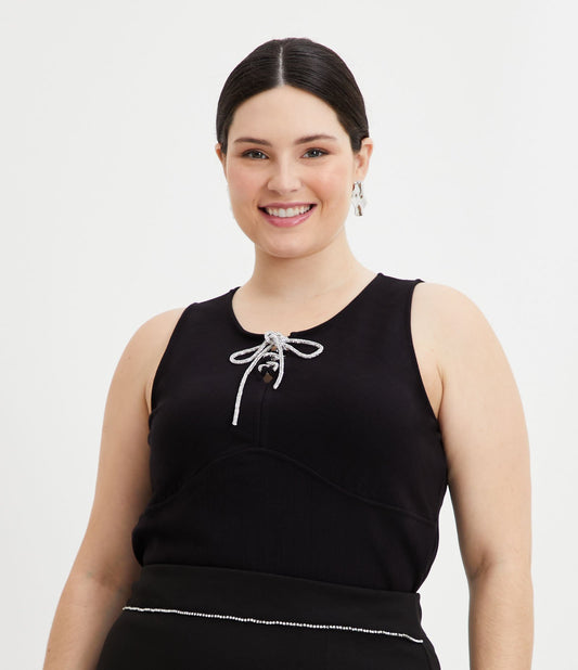 Camicetta nera in maglia con strass sullo scollo - Curve e taglie forti