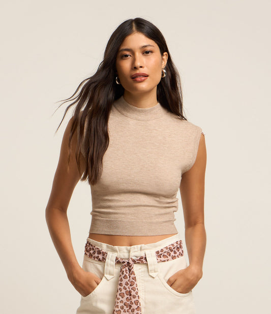 Top Cropped de Tricô Sem Mangas com Gola Bege