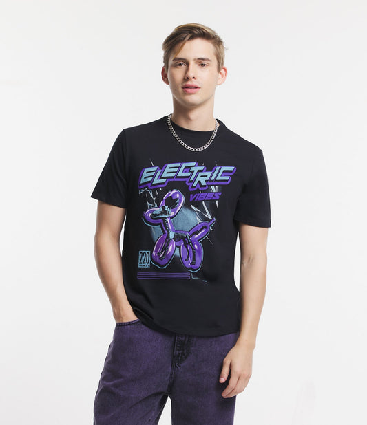 Camiseta preta com estampa de balão do Skeleton Dog em tecido meia malha