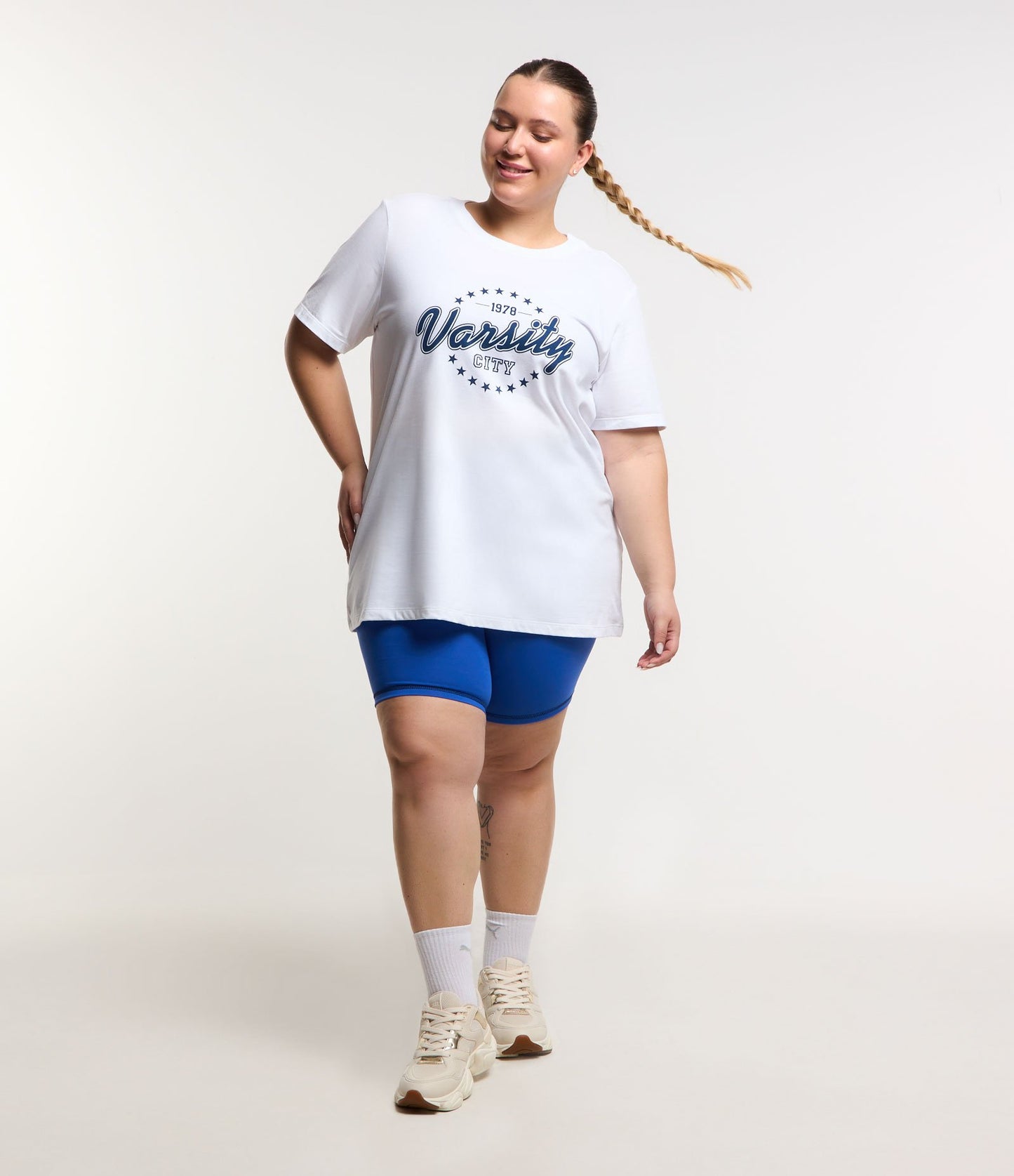 Blue Curve & Plus Size Cycling Shorts with Highlighted Seams