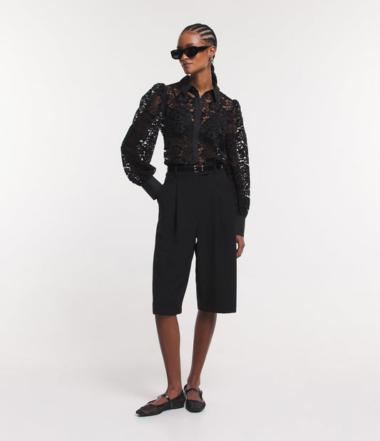 Long Tailored Bermuda Shorts with Pleats and Pockets in Black