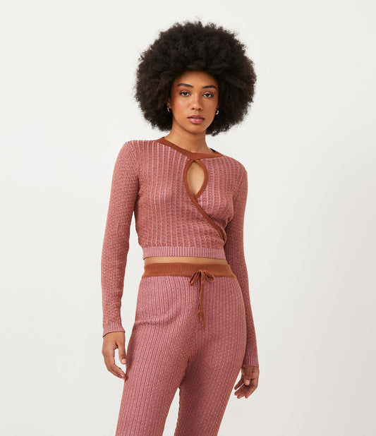 Top de punto rojo de manga larga con cuello en V y envoltura