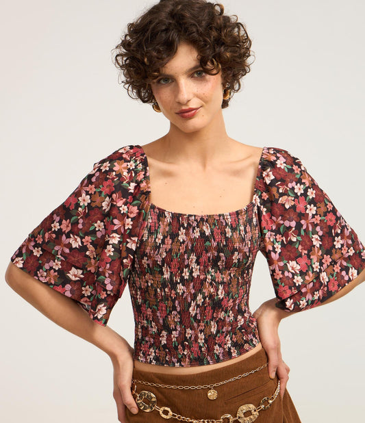 Blusa Ombro a Ombro com Detalhe de Manga Dupla e Estampa Floral Vermelha/Preta
