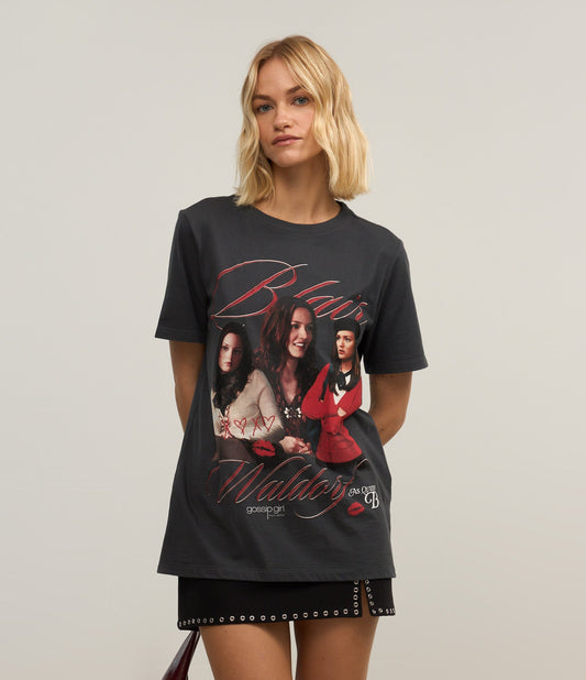 Camiseta Cinza com Estampa da Blair de Gossip Girl