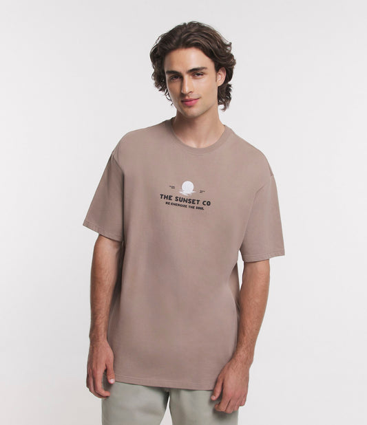 Maglietta dal taglio rilassato in maglia beige con stampa del sole e scritte in rilievo