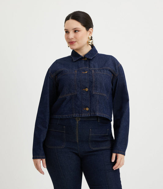 Jaqueta jeans cortada com bolsos na frente - Curve & Plus Size, azul