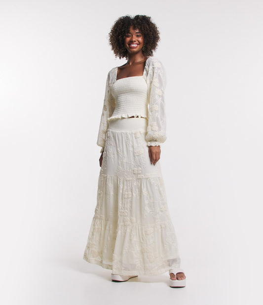 Saia longa de crepe com babados e bordado off-white