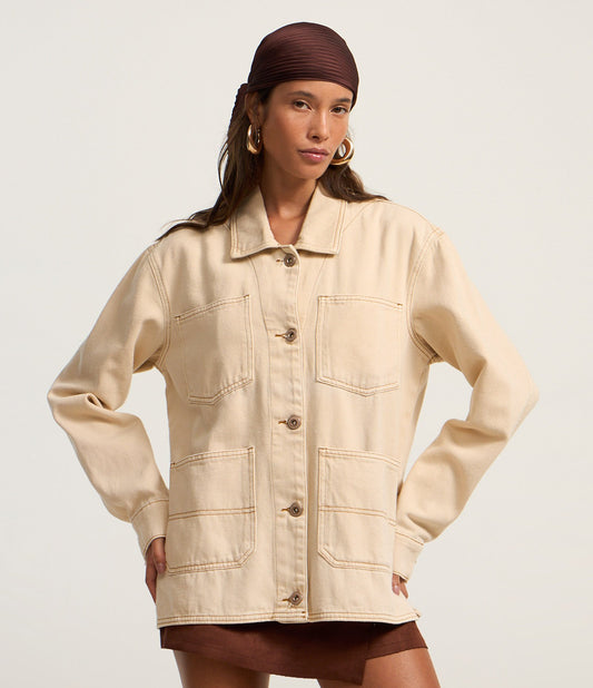 Giacca in Twill beige con tasche e cuciture a vista