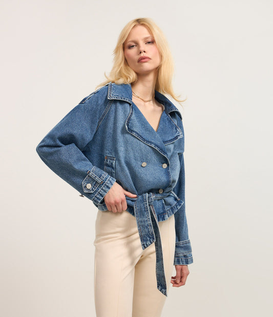 Jaqueta Trench Coat Jeans Azul com Botões e Cinto