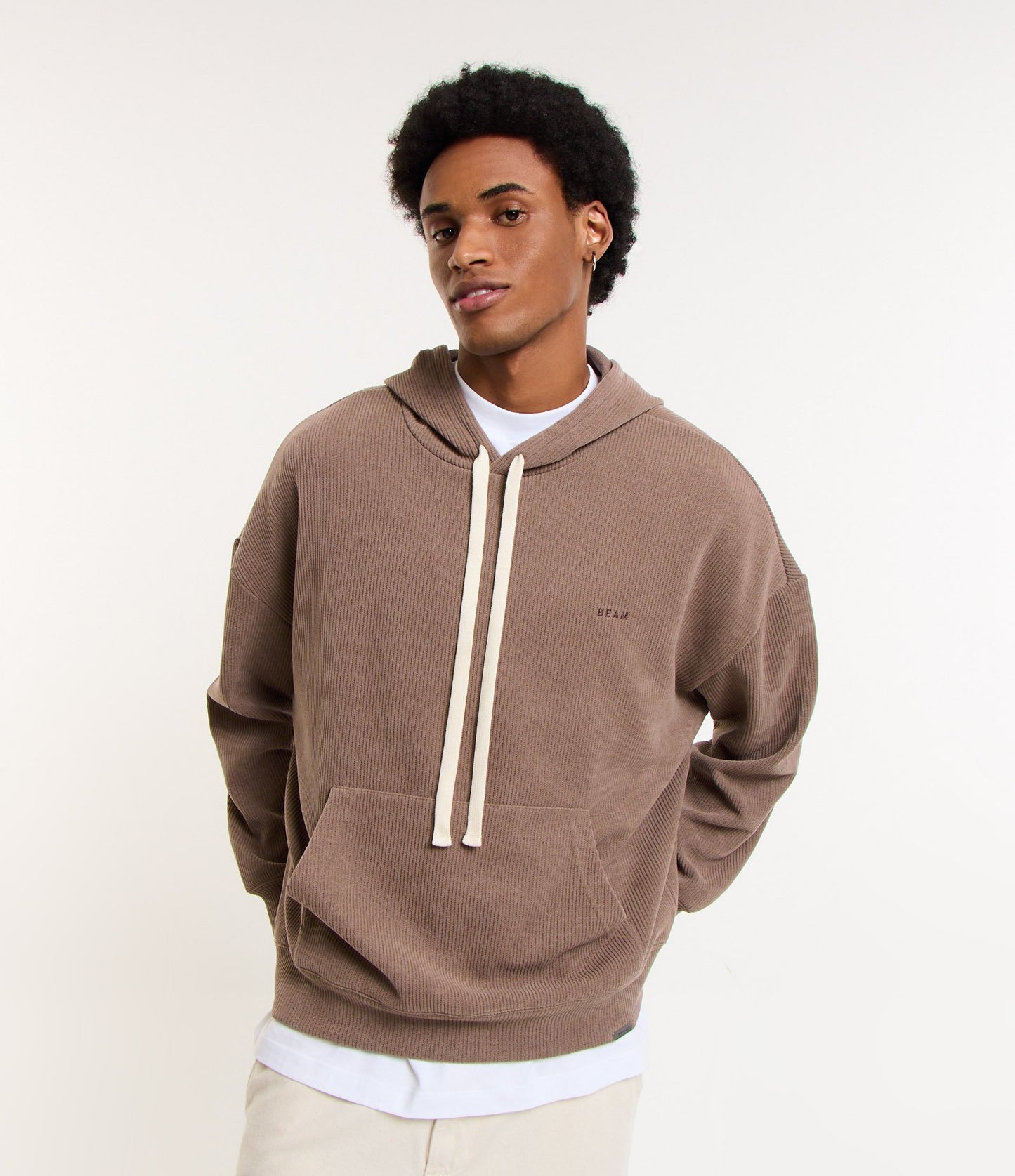 Felpa marrone con cappuccio e maniche a palloncino