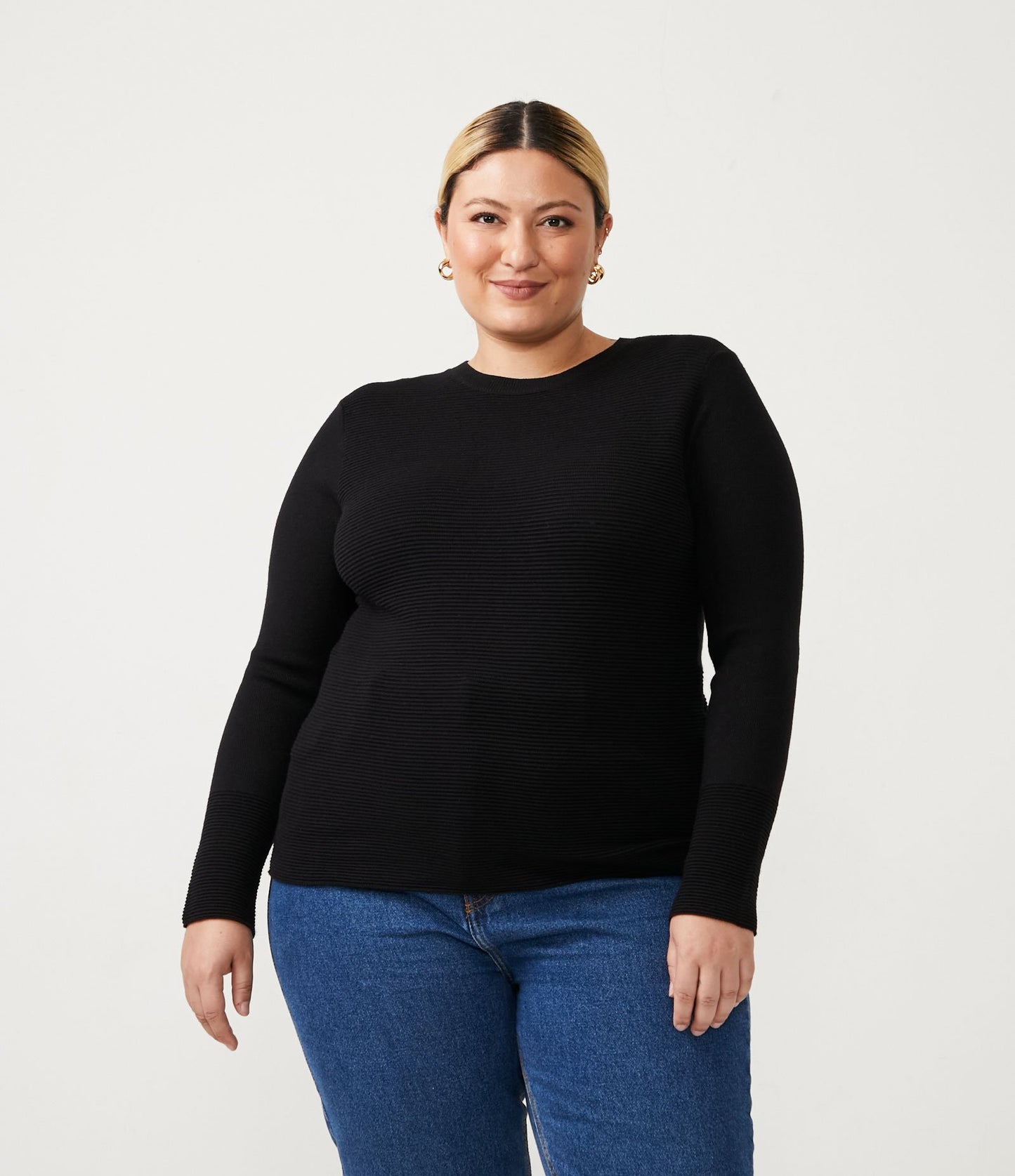 Maglione a coste con scollo rotondo - Curve e taglie forti, nero