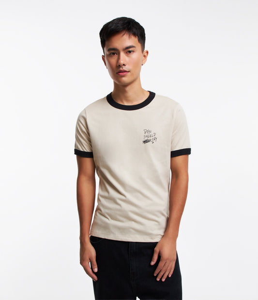 Camiseta de algodão Beige Baby Tee com estampa "Boys Should Cry