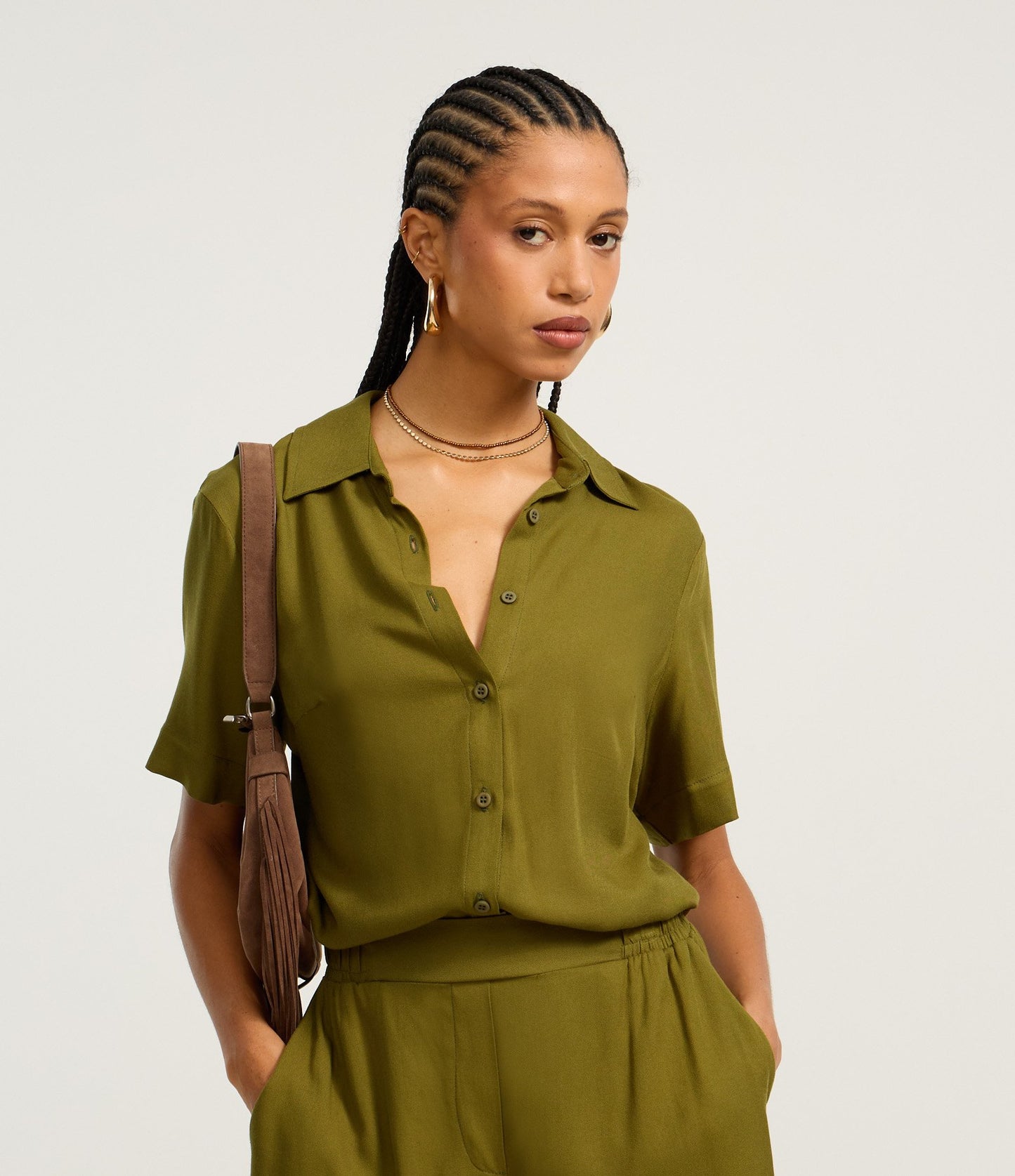Green Viscose Shirt with Buttons and Short Sleeves