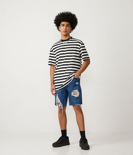 Pantaloncini di denim con coulisse blu, dal taglio slim, con effetto invecchiato