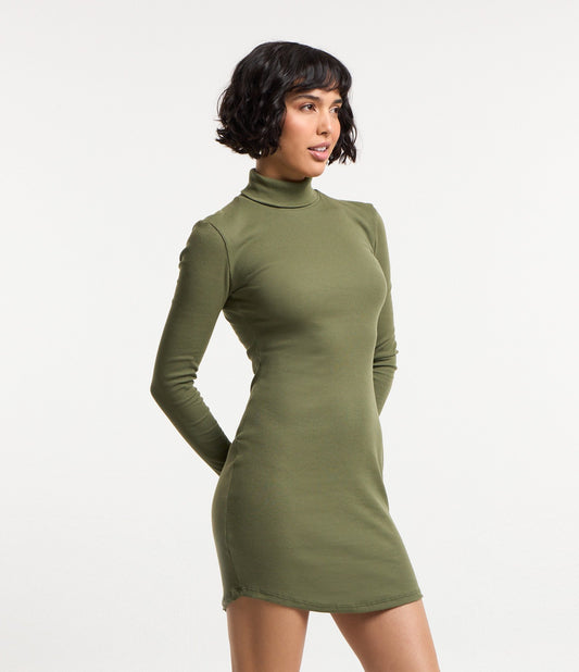 Vestito dritto a coste con orlo arrotondato e collo alto in verde militare