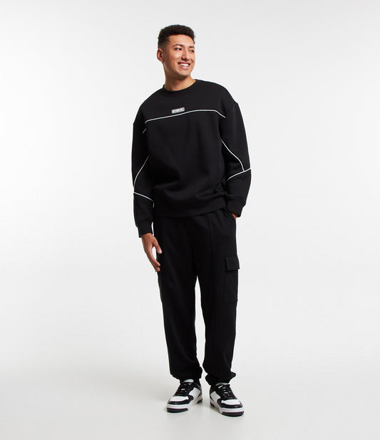 Calça de moletom Jogger preta com forro felpudo francês e bolsos laterais