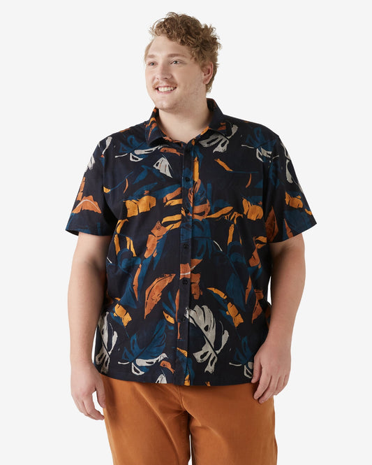 Camicia casual a manica corta nera Plus Size da uomo con stampa a foglie