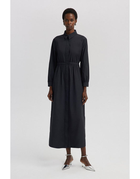 Vestido de camisa com detalhes na cintura