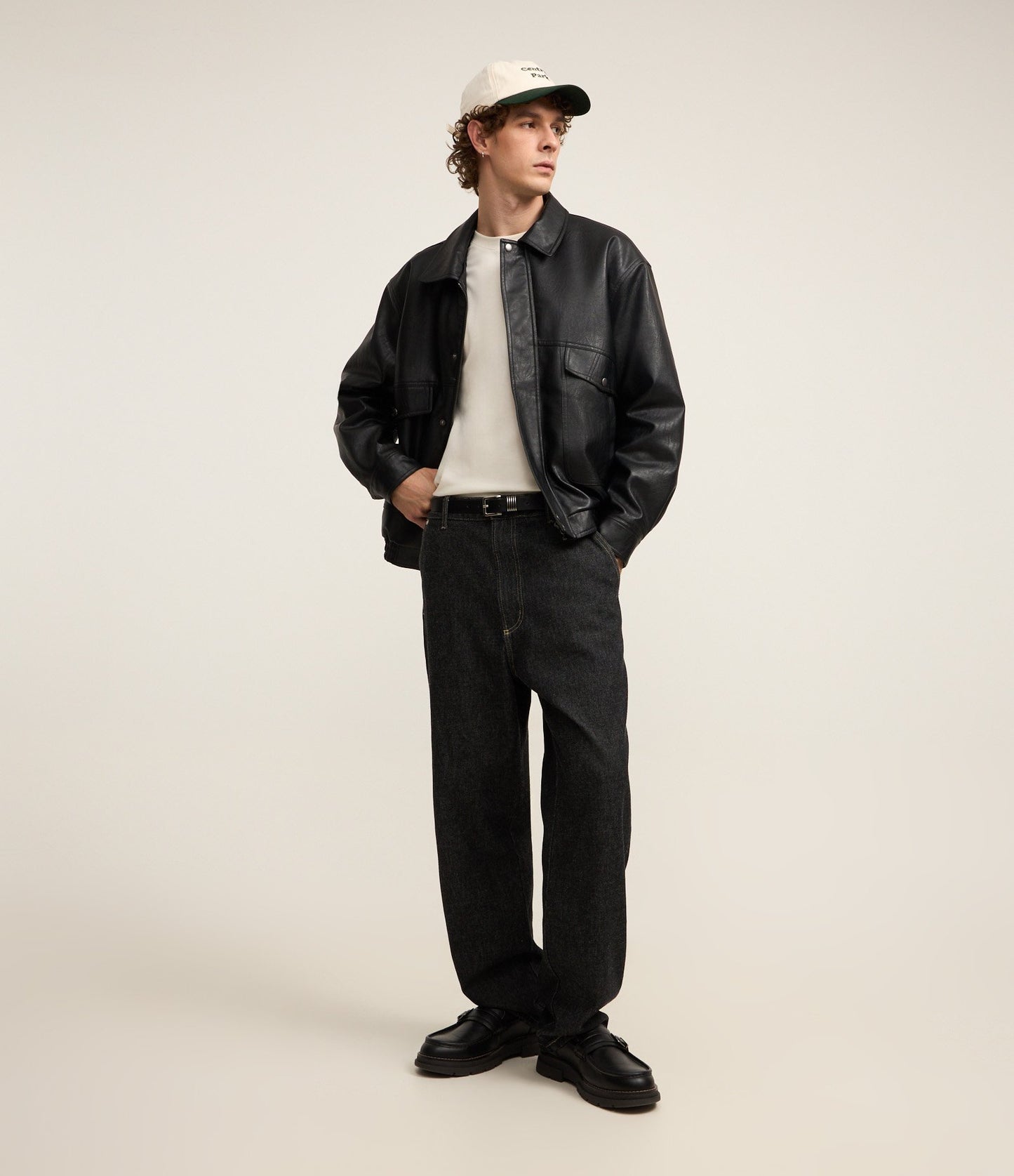 Giacca vintage in materiale sintetico nero