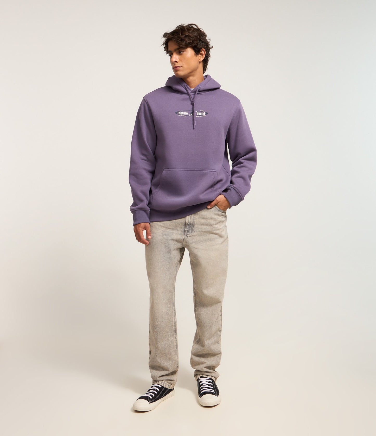 Felpa viola dal taglio rilassato con stampa a caratteri cubitali