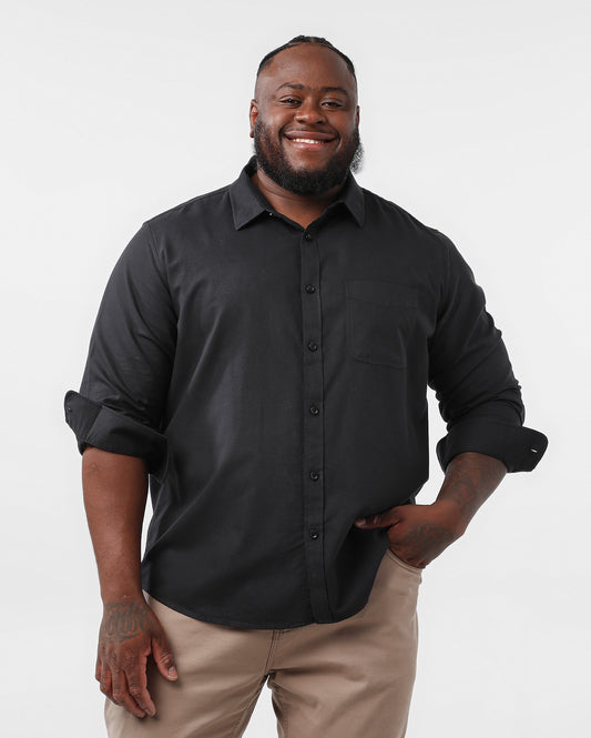 Camisa Masculina Plus Size de Manga Longa com Bolso - Preta | Original Plus da Riachuelo