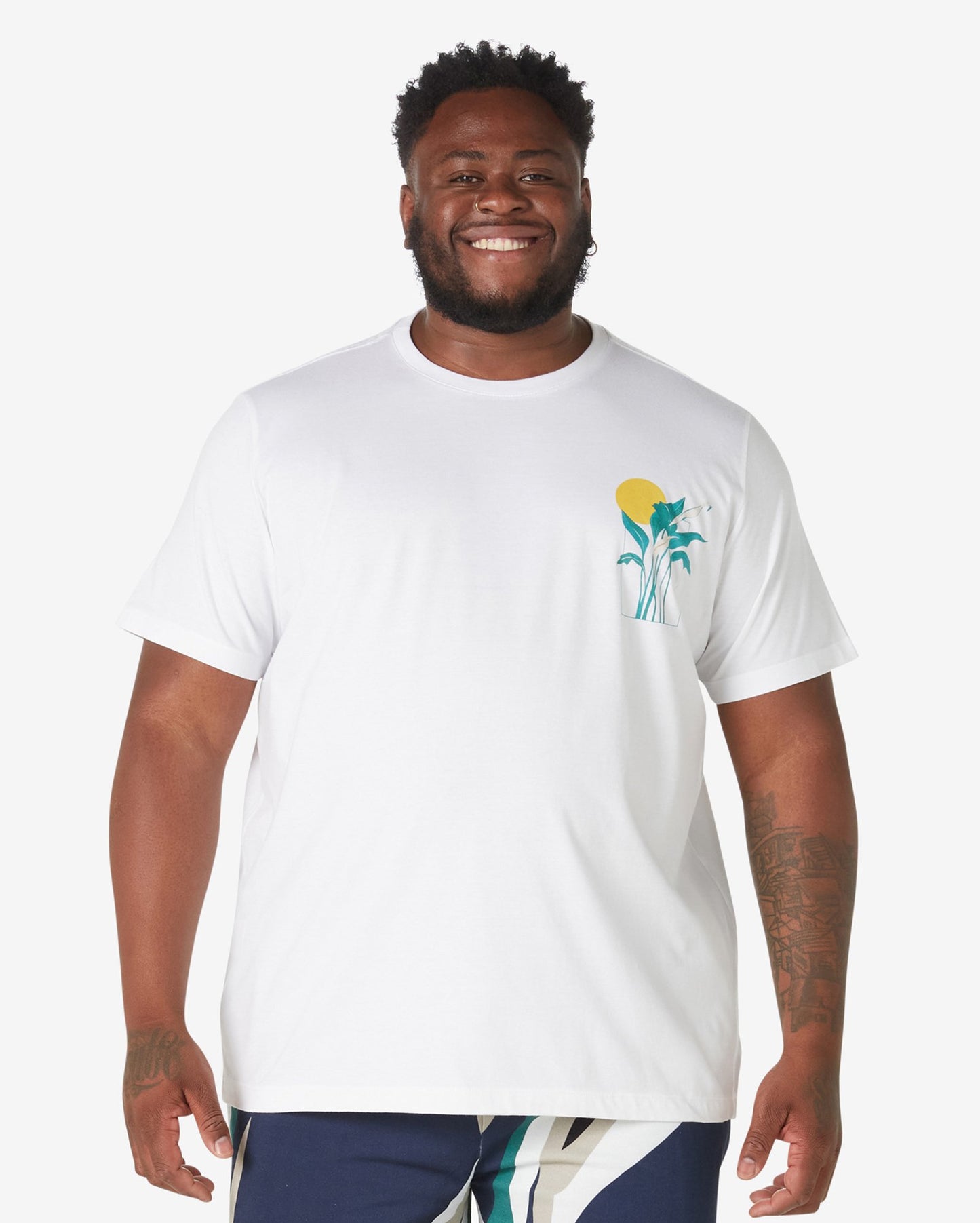 Camiseta masculina plus size de manga curta com estampa abstrata branca da Allman - Riachuelo