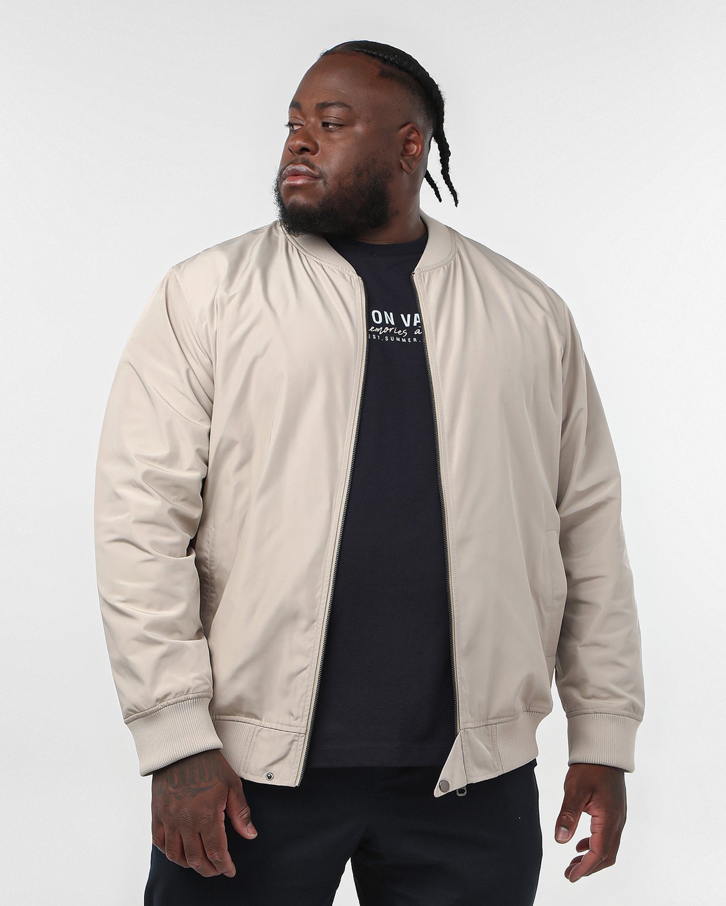 Jaqueta masculina com botões bege plus size Original Plus by Riachuelo