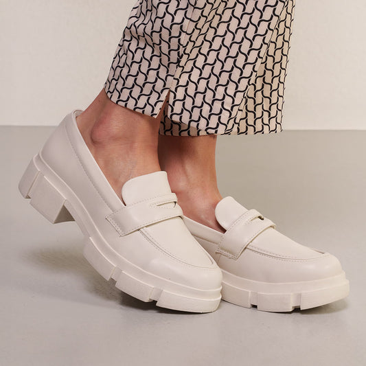 Women's White Off-White Loafer Shoes by Quiz