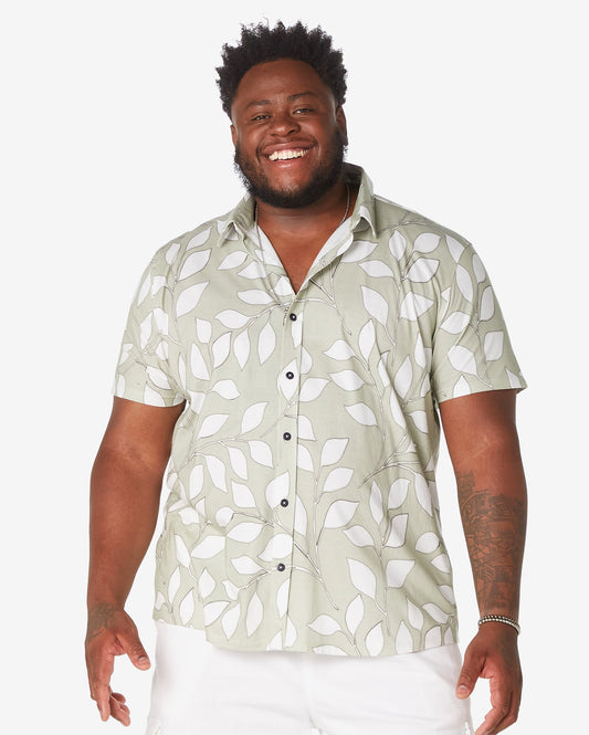 Camisa Masculina Plus Size de Manga Curta com Estampa de Folhas Verde Pistache - Allman By Riachuelo