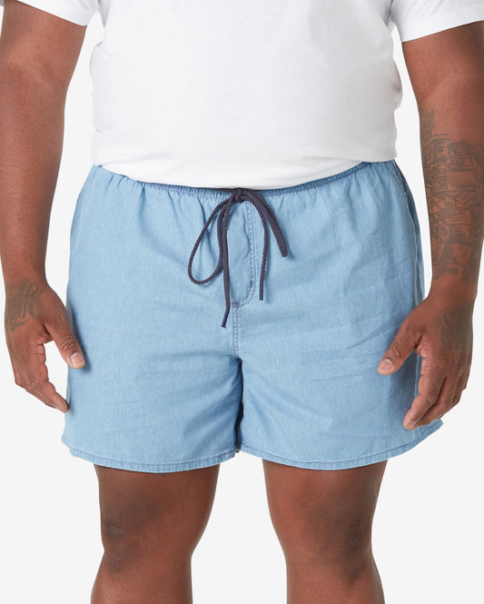 Shorts masculinos de brim claro reto plus size da Allman para Riachuelo