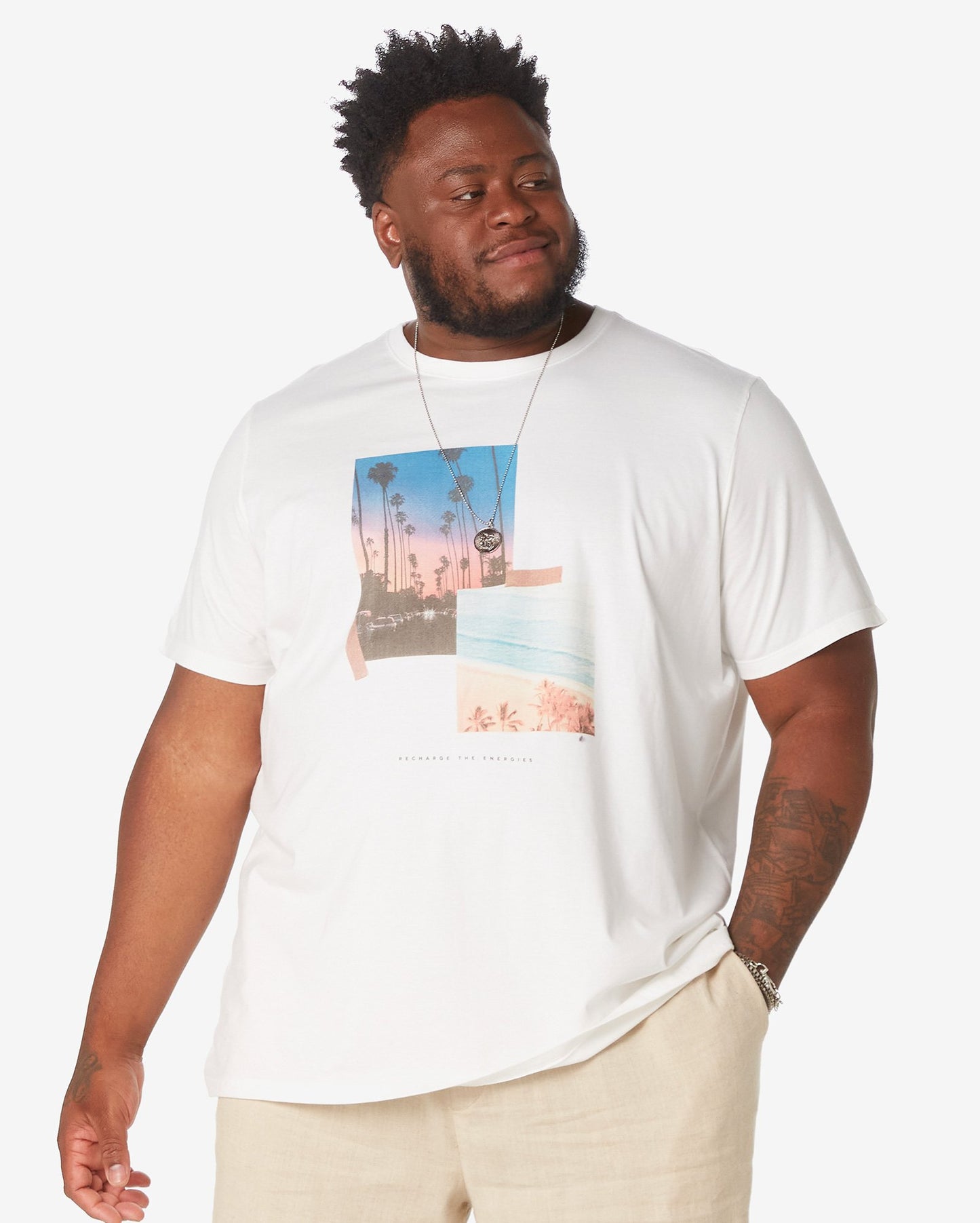 Men's Plus Size Short Sleeve White T-Shirt with Palm Trees - Allman by Riachuelo